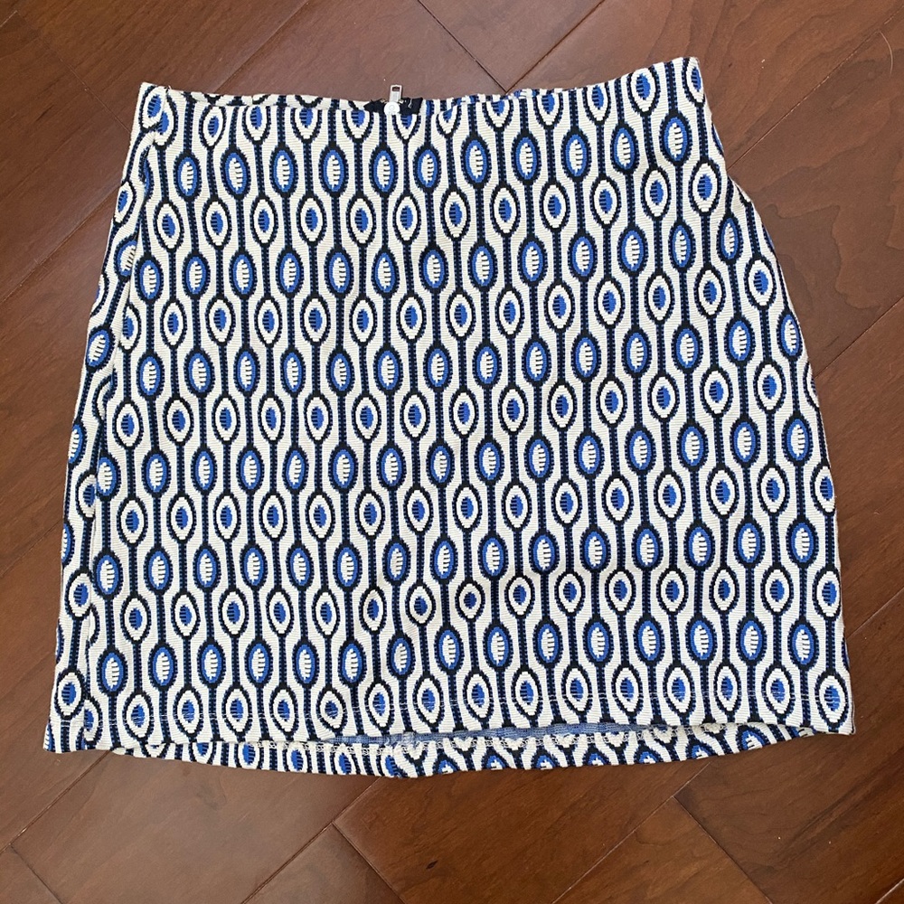 H&M mini skirt size 4